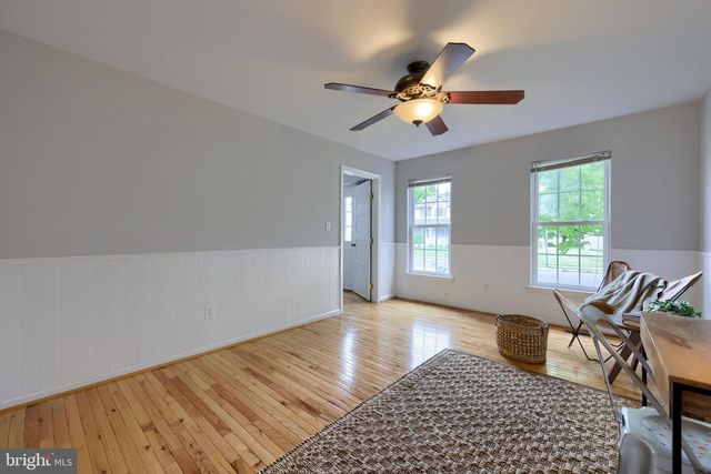 6 PRIMROSE LN, Reading, PA 19608