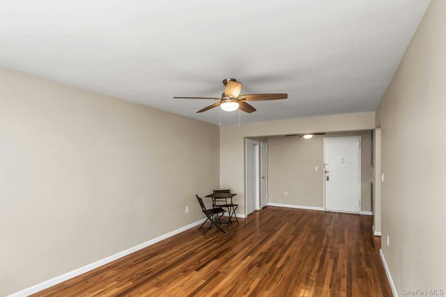 370 Broadway 4J, Long Beach, NY 11561