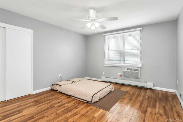 370 Broadway 4J, Long Beach, NY 11561