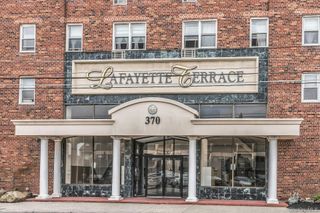 370 Broadway 4J, Long Beach, NY 11561