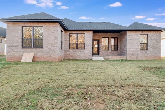 4208 N Shadybrook Drive, Midwest City, OK 73110