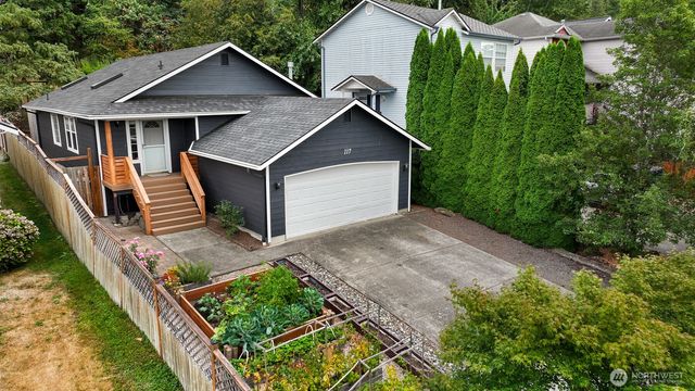 117 S 44th Street, Bellingham, WA 98229