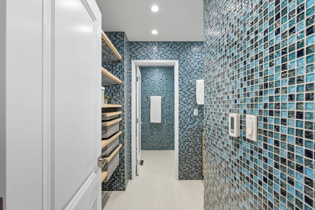 1585 Moraga Way, Moraga, CA 94556