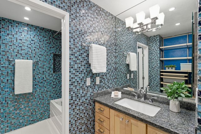 1585 Moraga Way, Moraga, CA 94556