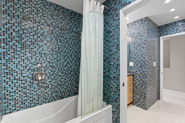 1585 Moraga Way, Moraga, CA 94556