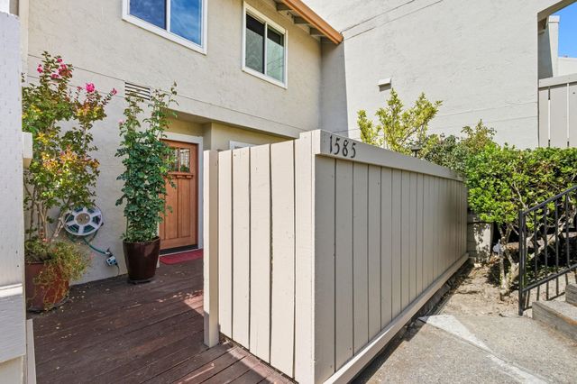 1585 Moraga Way, Moraga, CA 94556