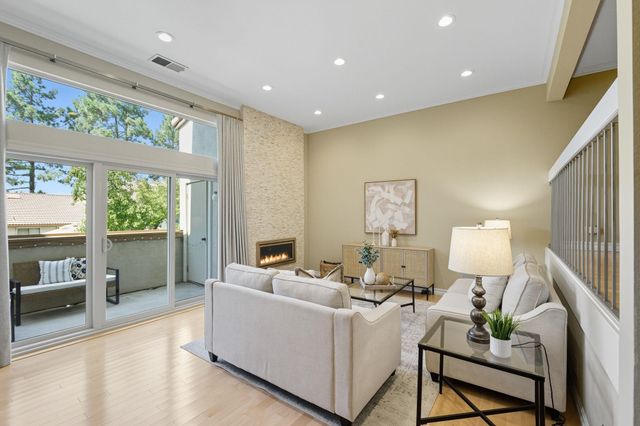 1585 Moraga Way, Moraga, CA 94556