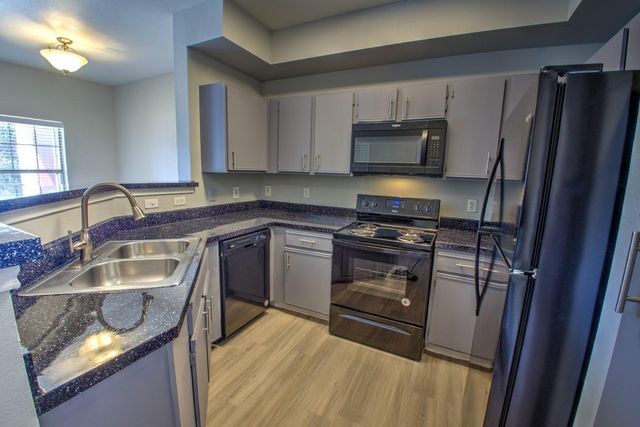 2320 Gracy Farms LN 1323, Austin, TX 78758