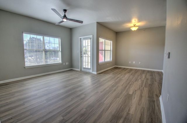 2320 Gracy Farms LN 1323, Austin, TX 78758