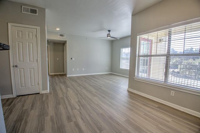 2320 Gracy Farms LN 1323, Austin, TX 78758