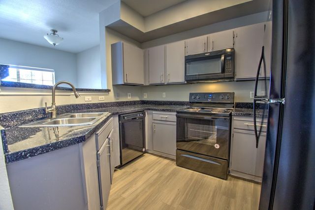 2320 Gracy Farms LN 1323, Austin, TX 78758