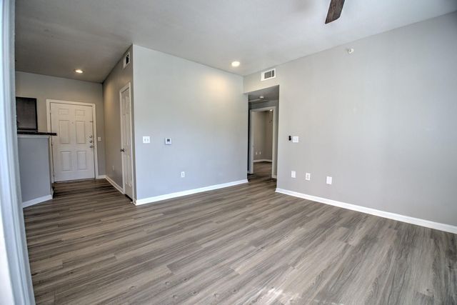 2320 Gracy Farms LN 1323, Austin, TX 78758