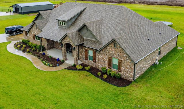 6706 E 136th Street North, Collinsville, OK 74021