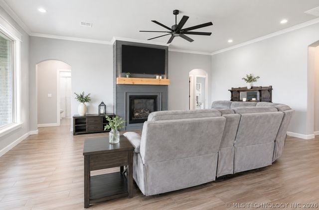 6706 E 136th Street North, Collinsville, OK 74021