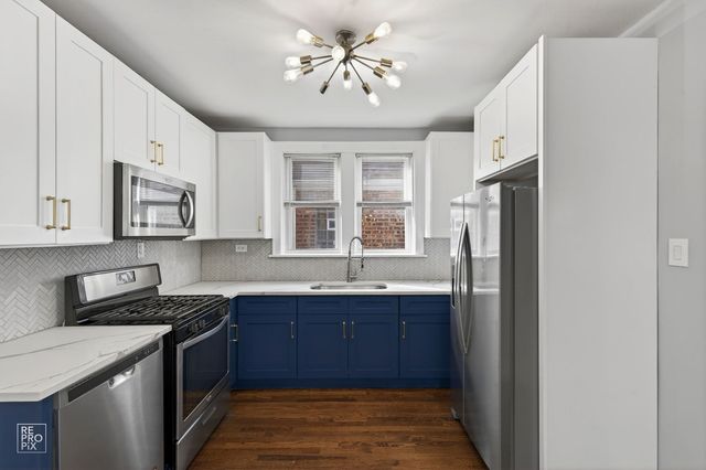 6030 S Mayfield Avenue, Chicago, IL 60638