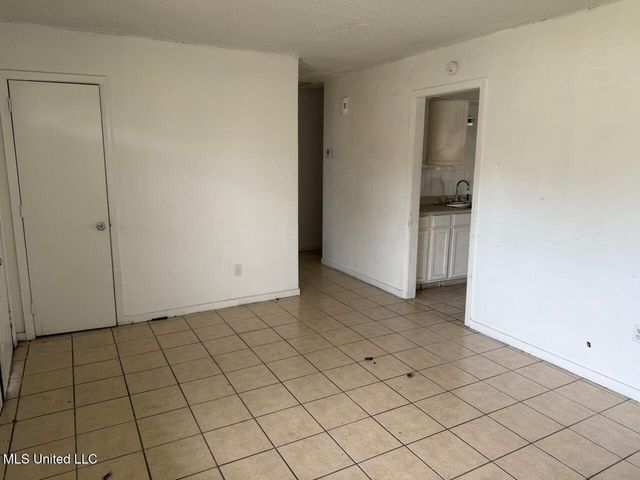 8063 34th Avenue, Gulfport, MS 39501