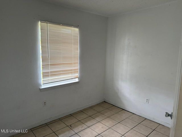 8063 34th Avenue, Gulfport, MS 39501