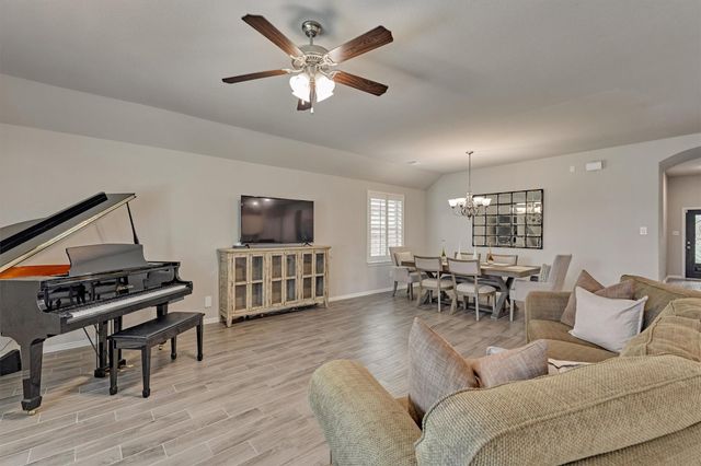 1216 Night Owl Court, Conroe, TX 77385