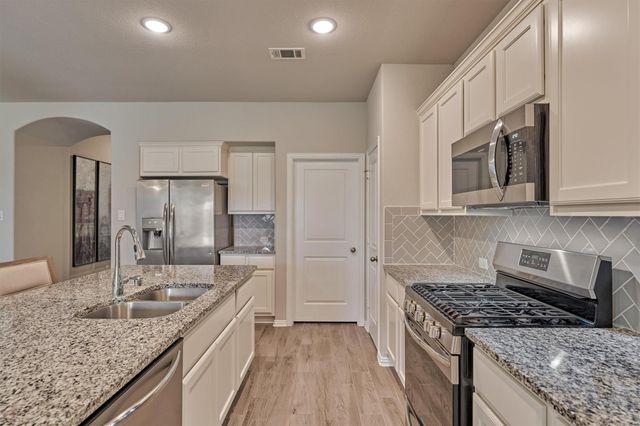 1216 Night Owl Court, Conroe, TX 77385