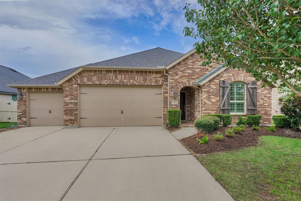 1216 Night Owl Court, Conroe, TX 77385