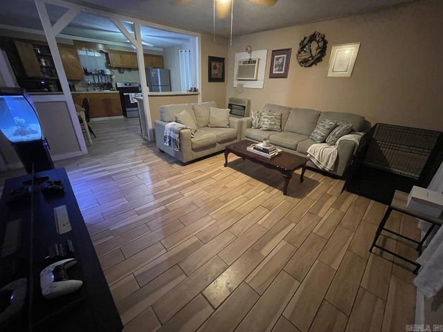 315 county road 724, Wynne, AR 72396