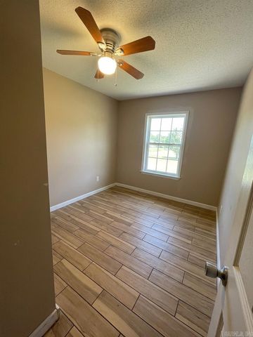 315 county road 724, Wynne, AR 72396