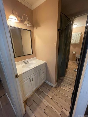 315 county road 724, Wynne, AR 72396