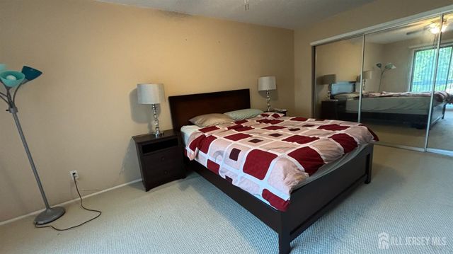 178 Linda Lane, Edison, NJ 08820