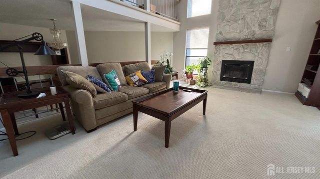 178 Linda Lane, Edison, NJ 08820