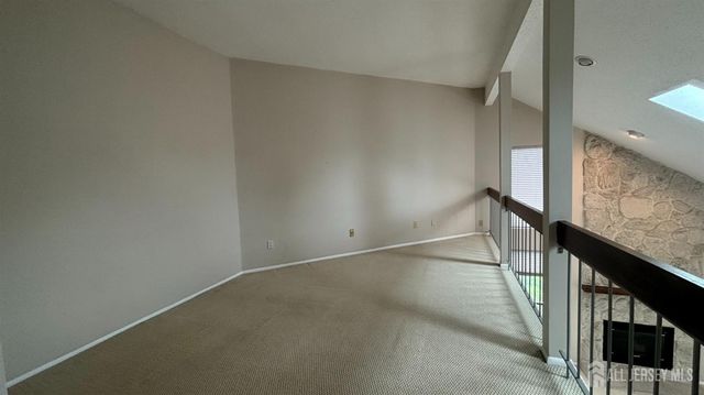 178 Linda Lane, Edison, NJ 08820