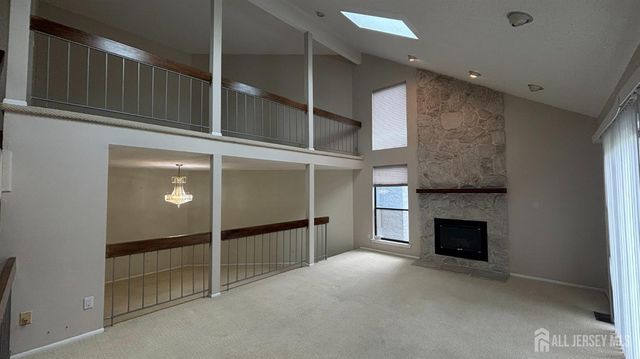 178 Linda Lane, Edison, NJ 08820