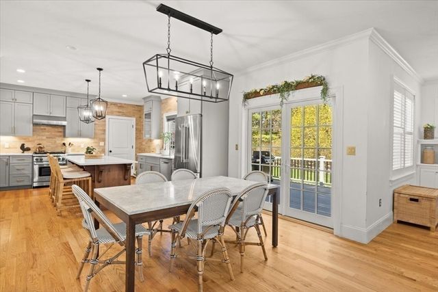 296 Wood St, Hopkinton, MA 01748