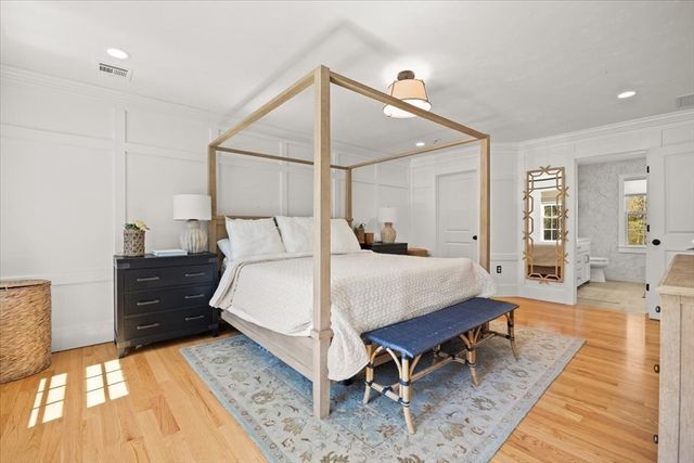 296 Wood St, Hopkinton, MA 01748
