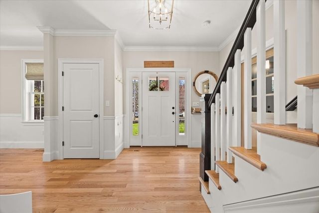296 Wood St, Hopkinton, MA 01748