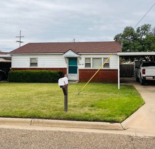 807 Avenue L, Shallowater, TX 79363