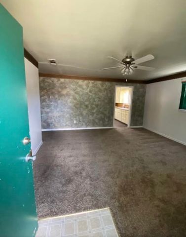 807 Avenue L, Shallowater, TX 79363