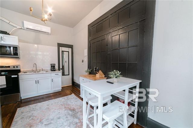 207 Michigan Avenue, Mobile, AL 36604