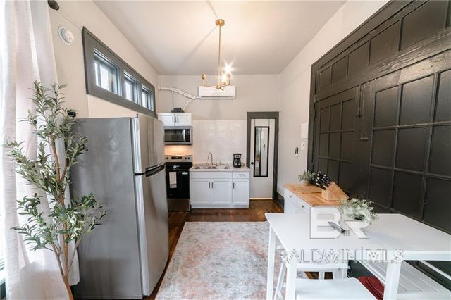 207 Michigan Avenue, Mobile, AL 36604