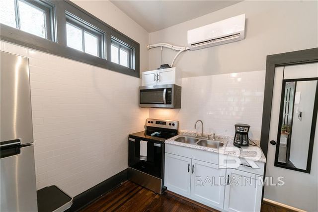 207 Michigan Avenue, Mobile, AL 36604