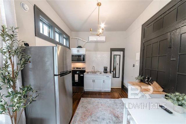 207 Michigan Avenue, Mobile, AL 36604