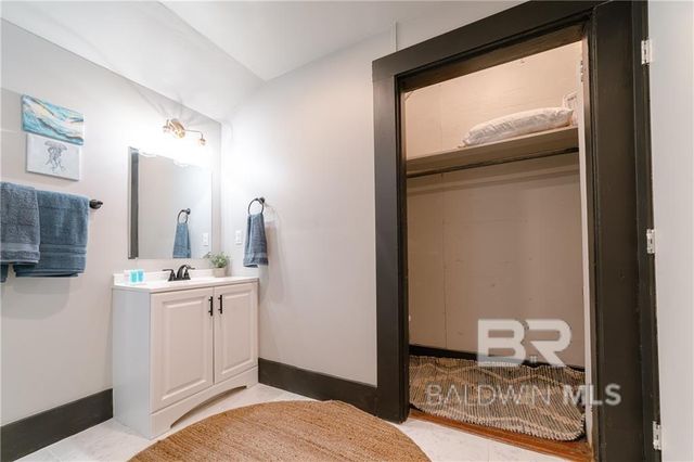 207 Michigan Avenue, Mobile, AL 36604