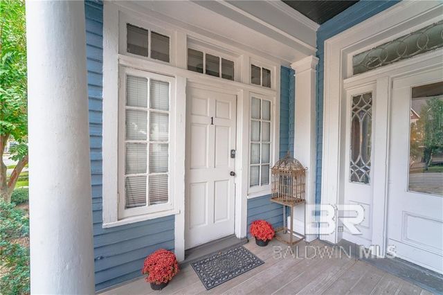 207 Michigan Avenue, Mobile, AL 36604