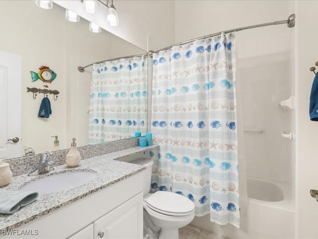 375 Stella Maris DR N 2806, Naples, FL 34114