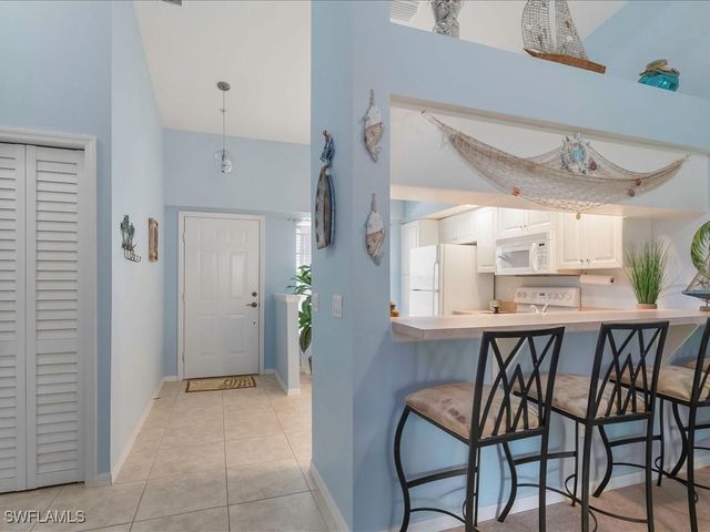 375 Stella Maris DR N 2806, Naples, FL 34114