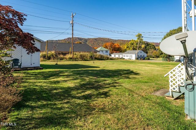 215 Clinchfield Avenue, Erwin, TN 37650