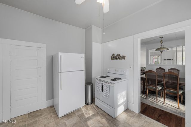 215 Clinchfield Avenue, Erwin, TN 37650