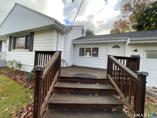 225 Blue Hills Avenue, Hamden, CT 06514