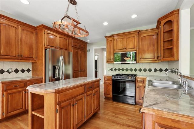 14412 PERRY Street, Overland Park, KS 66221