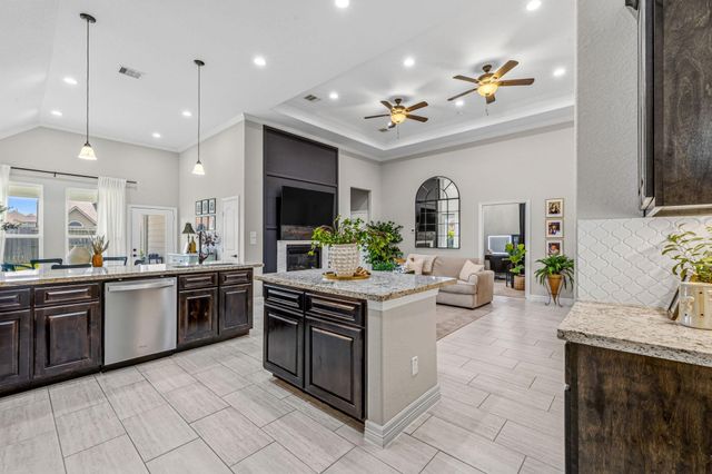 122 Comal Drive, Baytown, TX 77523