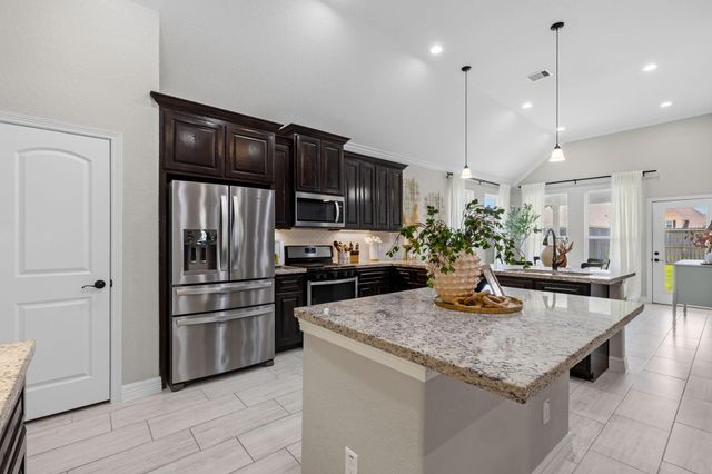 122 Comal Drive, Baytown, TX 77523